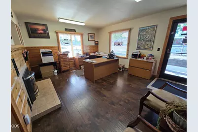 1427 SW Highland Avenue, Redmond, OR 97756 - Photo 7