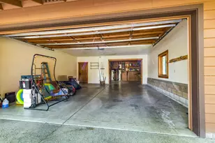 550 Crowson Rd, Ashland, OR 97520 - Photo 107