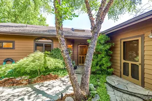 550 Crowson Rd, Ashland, OR 97520 - Photo 43