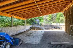 550 Crowson Rd, Ashland, OR 97520 - Photo 35