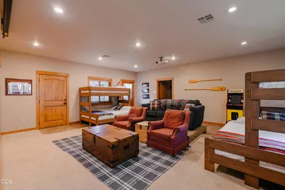 550 Crowson Road, Ashland, OR 97520 - Photo 73