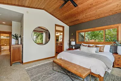 550 Crowson Road, Ashland, OR 97520 - Photo 81