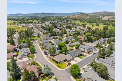 88 Pineridge Lane, Eagle Point, OR 97524 - Photo 49