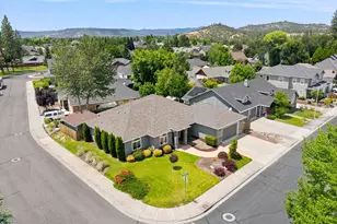 88 Pineridge Ln, Eagle Point, OR 97524 - Photo 41