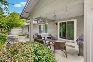3343 Edgewater Dr, Medford, OR 97504 - Photo 45