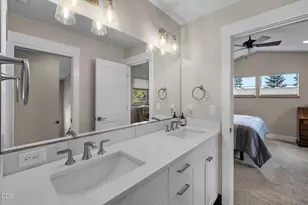 1087 N Lavender Ln, Sisters, OR 97759 - Photo 27