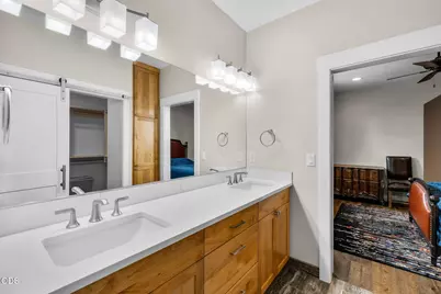 1087 N Lavender Lane, Sisters, OR 97759 - Photo 17
