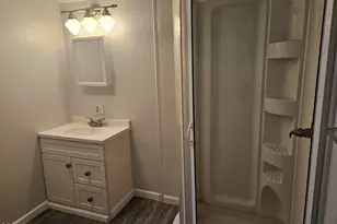 380 W Gregory Rd, Central Point, OR 97502 - Photo 15