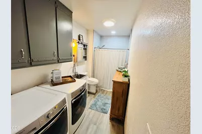 8122 New Hope Road, Grants Pass, OR 97527 - Photo 13