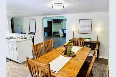 8122 New Hope Road, Grants Pass, OR 97527 - Photo 3