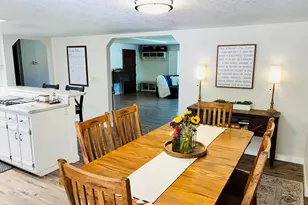 8122 New Hope Rd, Grants Pass, OR 97527 - Photo 3