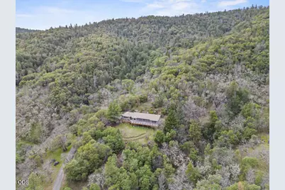 465 Strawberry Hill Lane, Jacksonville, OR 97530 - Photo 43