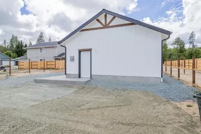 2716 Denton Trail, Grants Pass, OR 97527 - Photo 37