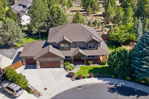 20483 SE Blue Ridge Ln, Bend, OR 97702 - Photo 3