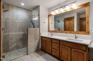 20483 SE Blue Ridge Ln, Bend, OR 97702 - Photo 23