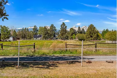 63510 Gentry Loop, Bend, OR 97701 - Photo 31