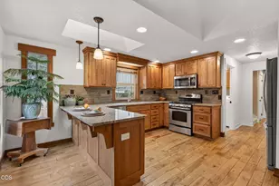 62968 Fresca St, Bend, OR 97703 - Photo 11