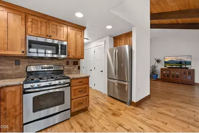 62968 Fresca Street, Bend, OR 97703 - Photo 15