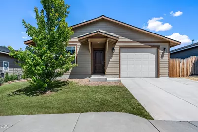 919 SE Maliah Avenue, Madras, OR 97741 - Photo 1