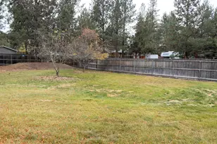 21023 Thomas Dr, Bend, OR 97702 - Photo 3