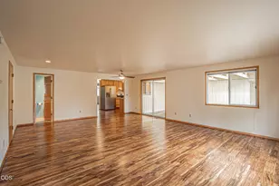 2327 Crater Lake Ave, Medford, OR 97504 - Photo 5
