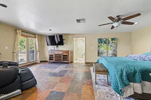 2639 Hillcrest Rd, Medford, OR 97504 - Photo 13