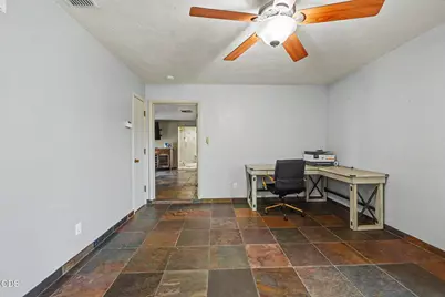 2639 Hillcrest Road, Medford, OR 97504 - Photo 17