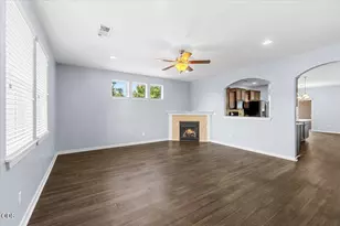 1403 Spring St, Medford, OR 97504 - Photo 3