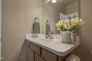 63776 Hunters Cir, Bend, OR 97701 - Photo 29