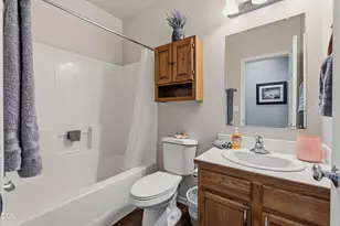 1345 NE 3rd St, Redmond, OR 97756 - Photo 13