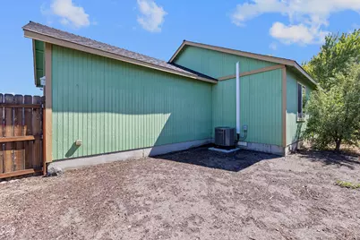 1345 NE 3rd Street, Redmond, OR 97756 - Photo 25
