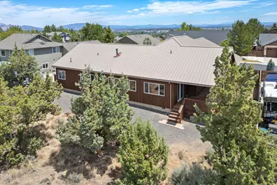 3099 SW Cascade Vista Drive, Redmond, OR 97756 - Photo 43