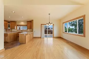 3099 SW Cascade Vista Dr, Redmond, OR 97756 - Photo 11