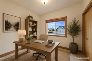 3099 SW Cascade Vista Dr, Redmond, OR 97756 - Photo 29