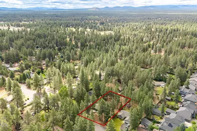 19637 Poplar Street, Bend, OR 97702 - Photo 45