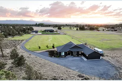 64794 Hunnell Road, Bend, OR 97703 - Photo 53