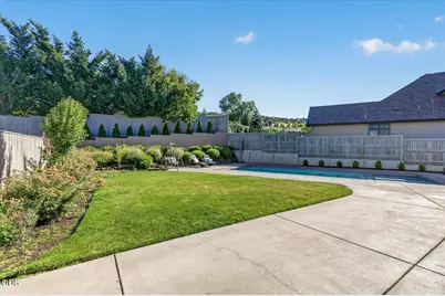 4048 Fieldbrook Avenue, Medford, OR 97504 - Photo 69