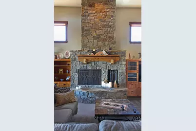 646 NW Powell Butte Loop, Bend, OR 97703 - Photo 9