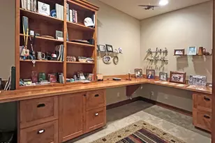 646 NW Powell Butte Loop, Bend, OR 97703 - Photo 33