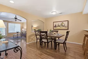 430 W Crystal Dr, Eagle Point, OR 97524 - Photo 5