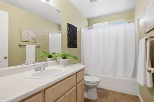 430 W Crystal Dr, Eagle Point, OR 97524 - Photo 11