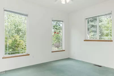 279 Ridgefield Road, Grants Pass, OR 97527 - Photo 21