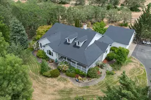 279 Ridgefield Rd, Grants Pass, OR 97527 - Photo 57