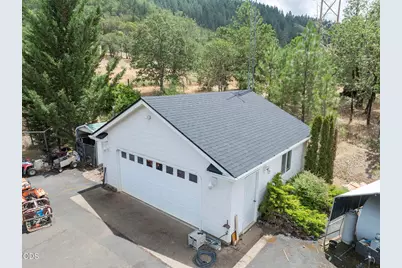 279 Ridgefield Road, Grants Pass, OR 97527 - Photo 37