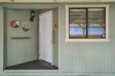 4624 S Pacific Highway #UNIT 37, Phoenix, OR 97535 - Photo 33