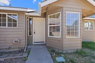 2150 SW 29th St, Redmond, OR 97756 - Photo 23