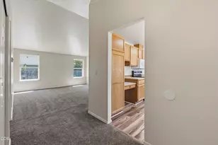2150 SW 29th St, Redmond, OR 97756 - Photo 3