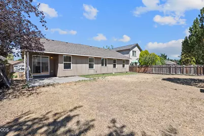 2150 SW 29th Street, Redmond, OR 97756 - Photo 21