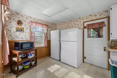 2797 Beall Lane, Central Point, OR 97502 - Photo 9