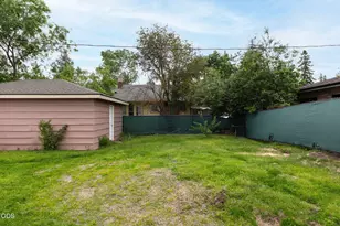 820 NE 4th St, Bend, OR 97701 - Photo 31